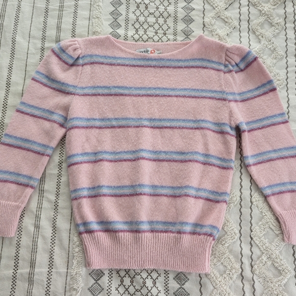 Pandora Sweaters - Vintage Pandora Sweater